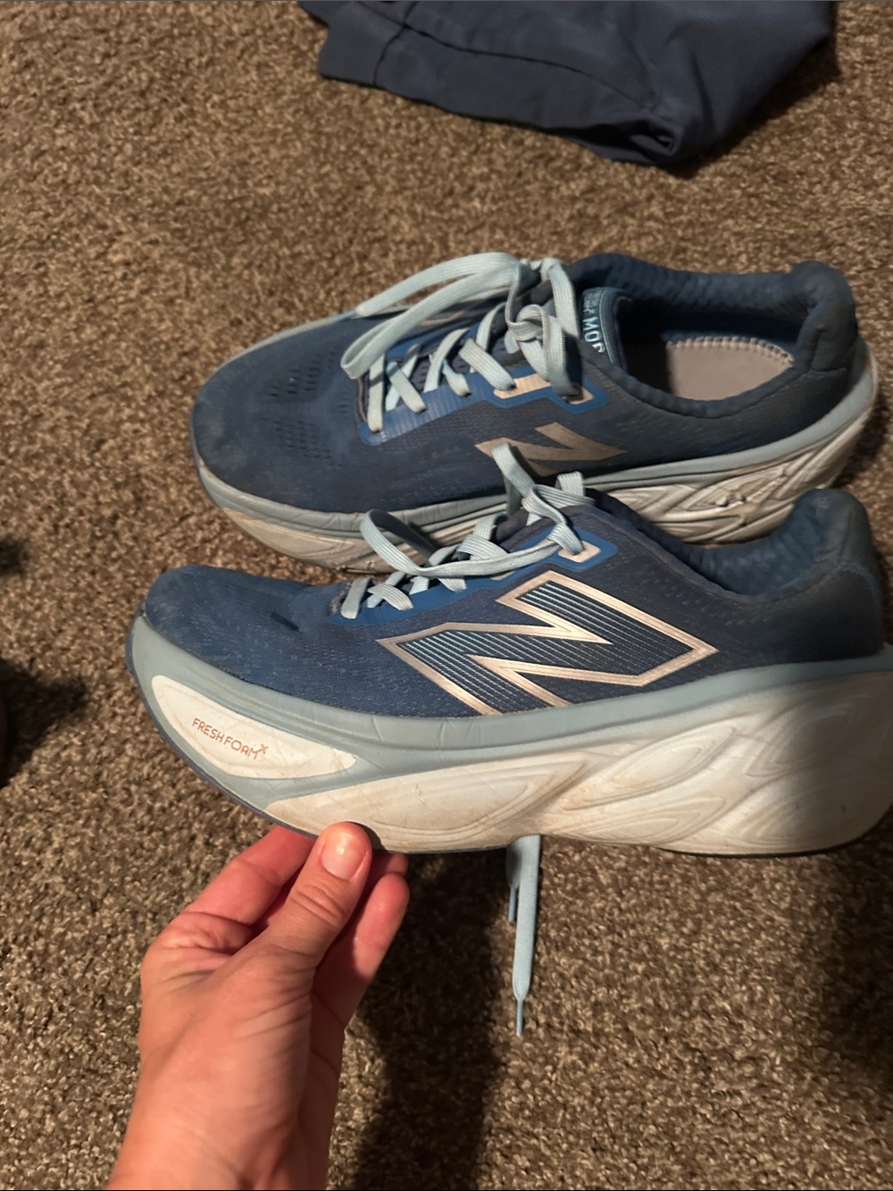 New Balance Mens Navy and Light Blue Running Sneakers